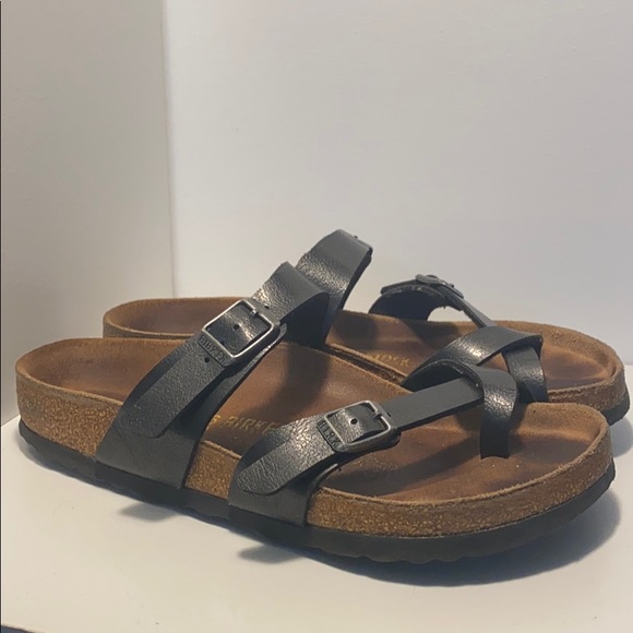 Birkenstock Shoes - Birkenstock cross toe sandals